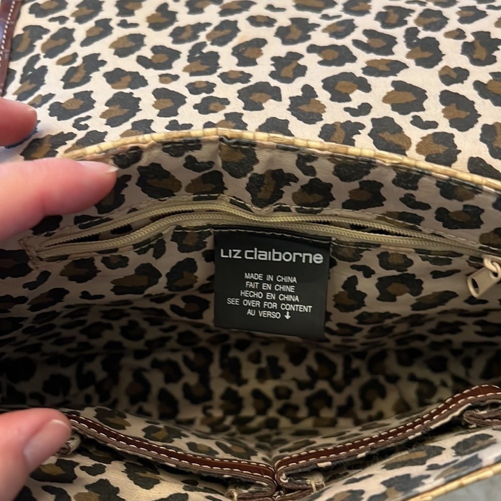 Vintage Liz Claiborne Faux Straw Stylish Tan and Brown Shoulder Bag - Picture 6 of 7